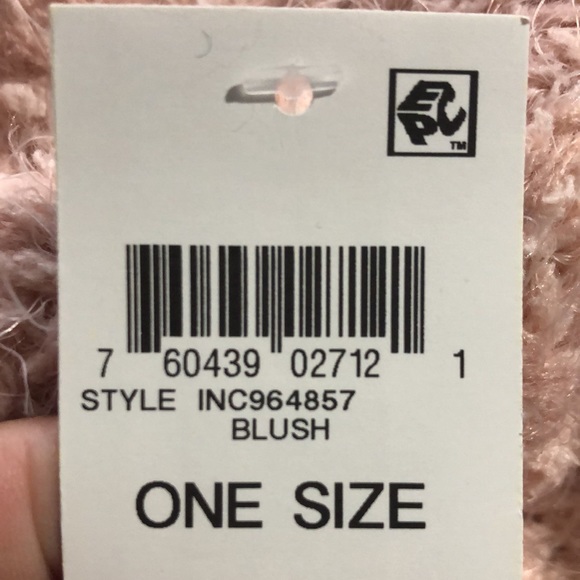 NEW INC International Concepts Soft Fuzzy Infinity Loop Scarf, One Size, Pink - Picture 5 of 5